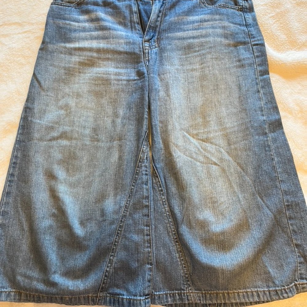 Jean Skorts